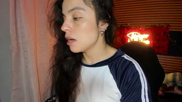 rosse 2504 online show from February 17, 1:18 pm