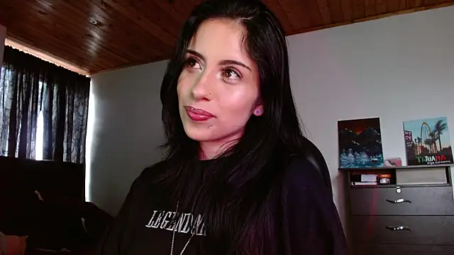 Ary Pieerce online show from November 19, 8:42 pm