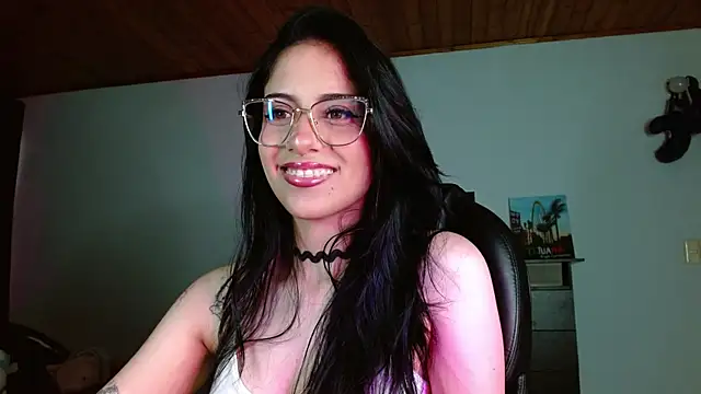 Ary Pieerce online show from November 26, 10:55 pm