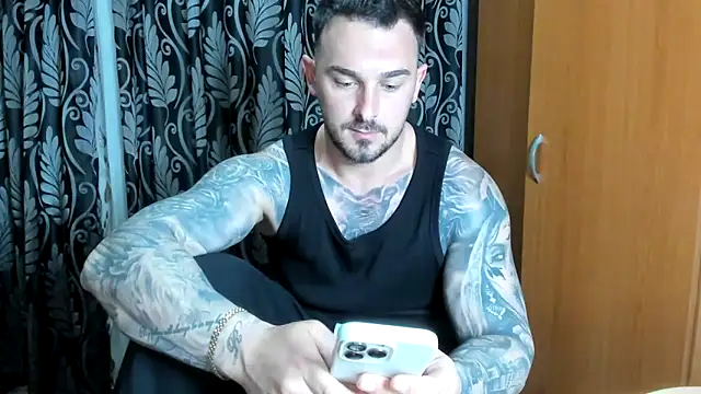 Jonmusclemaster online show from April 17, 7:39 pm