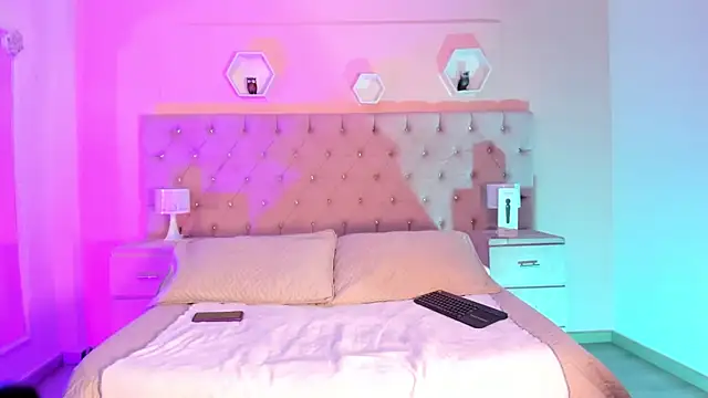 AndreaAndKarina online show from January 25, 2:37 am