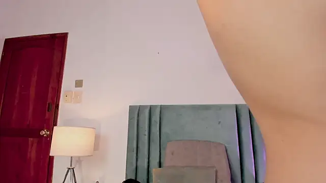 Snapshot of AlissaNix chatting on February 22, 11:57 pm AlissaNix online show from February 22, 11:57 pm