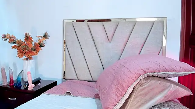 Snapshot of AlissaNix chatting on March 11, 4:21 am AlissaNix online show from March 11, 4:21 am