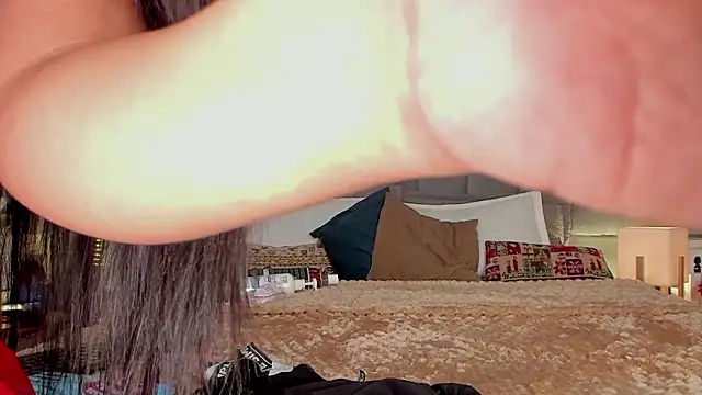 Poacahontasfg online show from February 19, 3:57 am