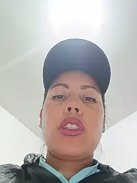  andrea30 online show from June 17, 11:23 am
