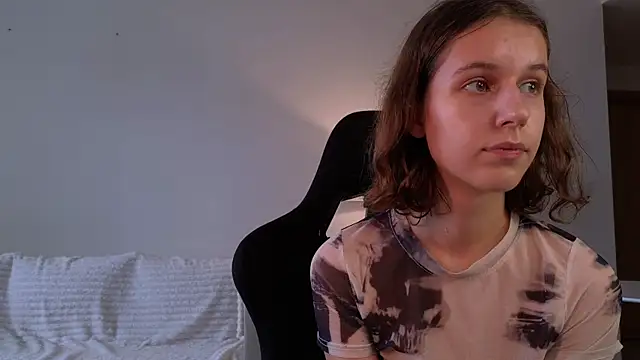 VanessaBayer2 online show from December 19, 6:34 am