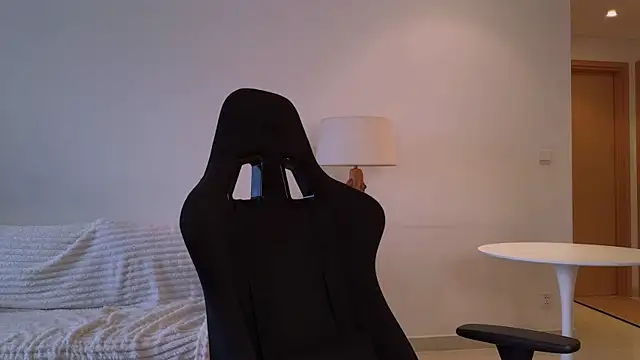 VanessaBayer2 online show from December 20, 9:21 am