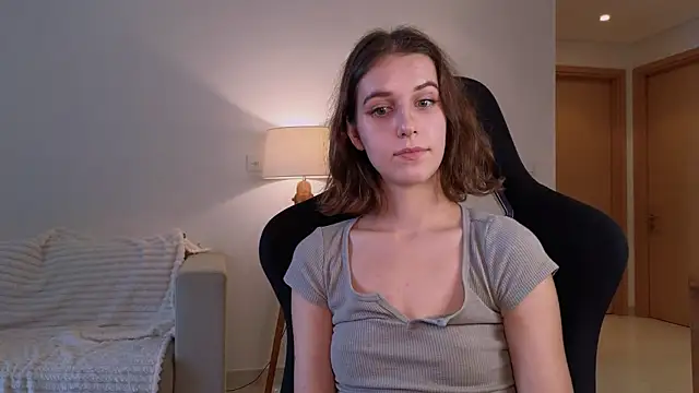 VanessaBayer2 online show from December 22, 8:05 am