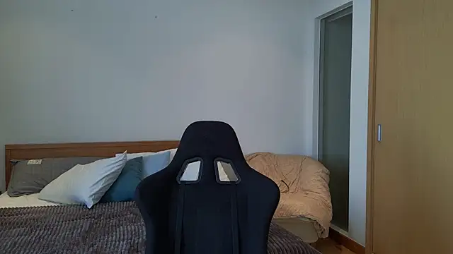 VanessaBayer2 online show from March 8, 7:49 am