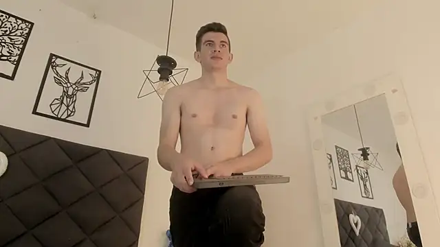 MikaelSlow online show from February 20, 7:34 am