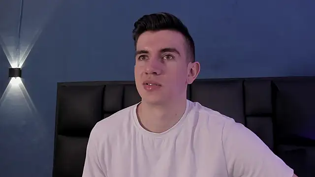 MikaelSlow online show from October 6, 3:15 am