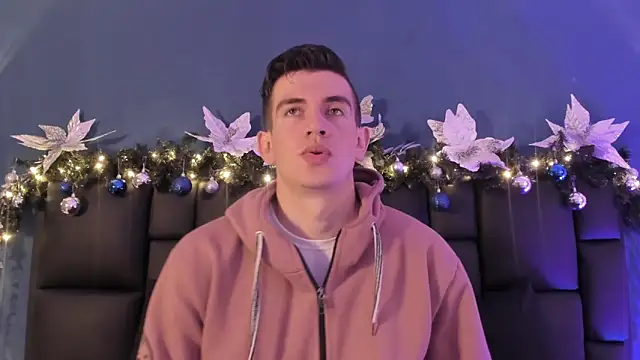 MikaelSlow online show from January 7, 3:31 am