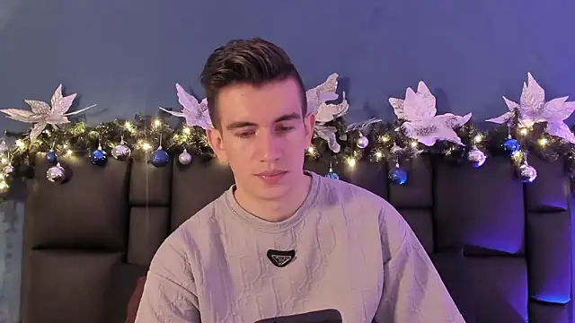 MikaelSlow online show from January 9, 3:42 am