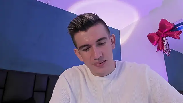 MikaelSlow online show from February 24, 3:48 am