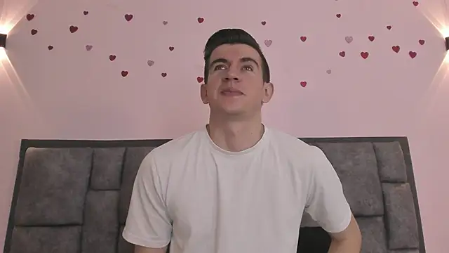 MikaelSlow online show from April 22, 4:15 am