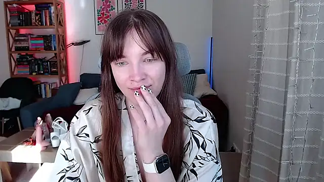 kenzie x online show from April 26, 6:33 am