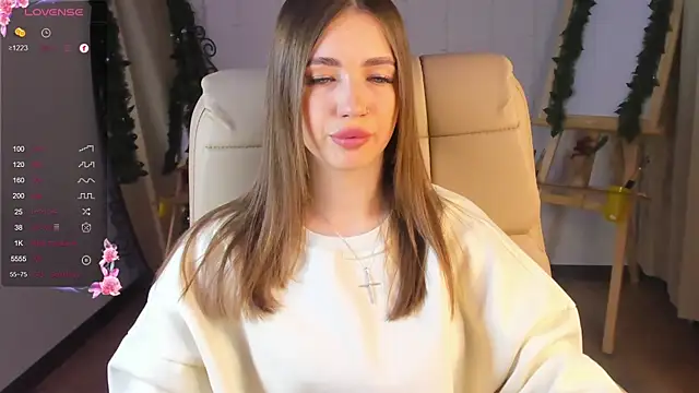 Snapshot of Diana_twerk chatting on December 13, 8:30 am Diana twerk online show from December 13, 8:30 am