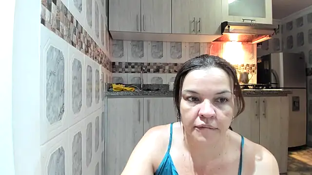 Snapshot of MarilynDavies chatting on October 5, 7:12 pm MarilynDavies online show from October 5, 7:12 pm