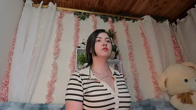 Idara and Edahi01 online show from February 5, 12:26 am