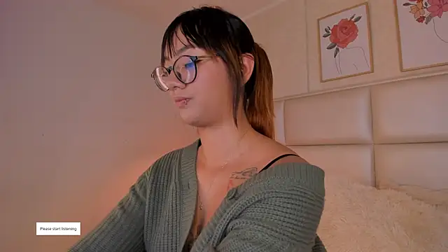 Aily Yozuko online show from December 16, 2:27 am