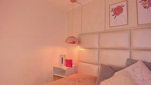 Aily Yozuko online show from February 19, 2:40 am