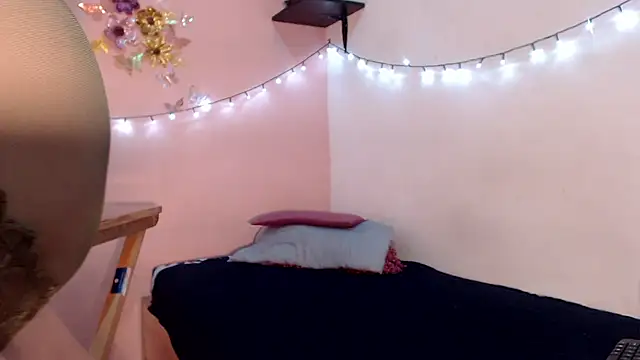 Snapshot of nicollejordan1 chatting on August 1, 9:30 am nicollejordan1 online show from August 1, 9:30 am
