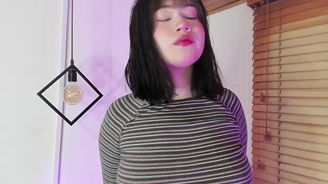 Snapshot of GENNESIS_LOVE chatting on November 24, 2:55 am GENNESIS LOVE online show from November 24, 2:55 am