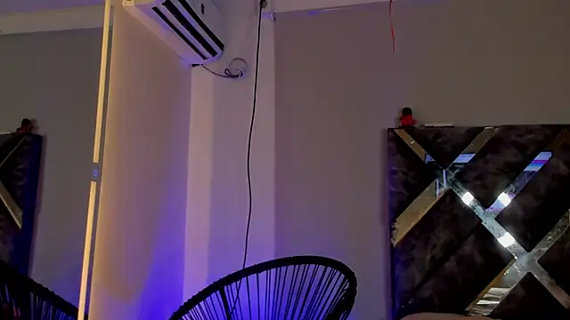 Snapshot of sienna_marie chatting on February 20, 12:08 am sienna marie online show from February 20, 12:08 am