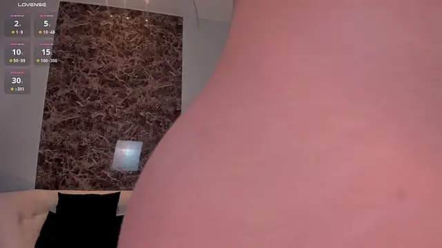 CarolineGraceX online show from January 11, 4:36 pm