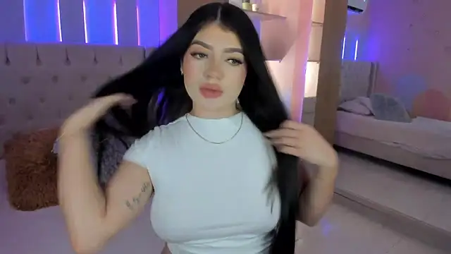 Mariana Baez online show from October 1, 8:26 pm