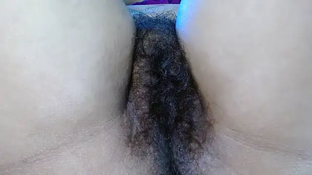 Snapshot of Sexylove_1977 chatting on November 16, 1:44 am Sexylove 1977 online show from November 16, 1:44 am