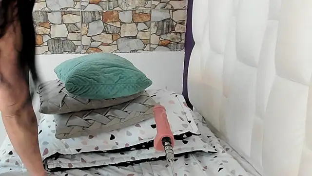 brithanyadams23 online show from September 14, 2:22 am