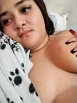 Liancy online show from December 11, 2:30 am