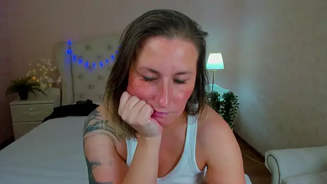 HotLiss online show from January 19, 11:45 am