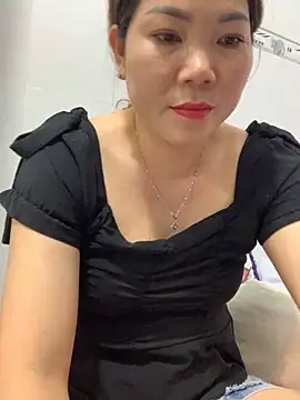 Snapshot of Baby-bigtits chatting on February 27, 2:00 pm Baby-bigtits online show from February 27, 2:00 pm