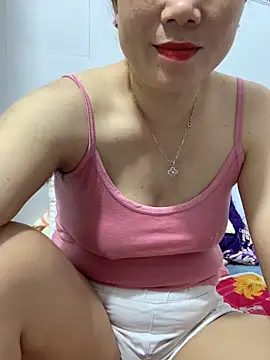 Snapshot of Baby-bigtits chatting on March 1, 10:02 am Baby-bigtits online show from March 1, 10:02 am