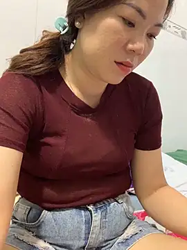 Snapshot of Baby-bigtits chatting on March 8, 2:51 pm Baby-bigtits online show from March 8, 2:51 pm