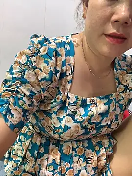 Snapshot of Baby-bigtits chatting on March 23, 2:59 am Baby-bigtits online show from March 23, 2:59 am