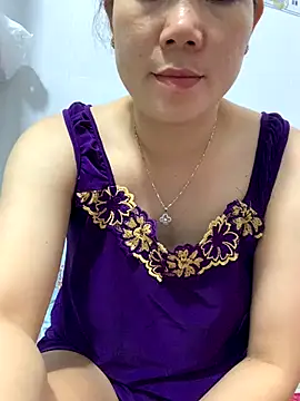 Snapshot of Baby-bigtits chatting on September 19, 2:29 pm Baby-bigtits online show from September 19, 2:29 pm