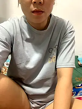 Snapshot of Baby-bigtits chatting on October 5, 12:09 am Baby-bigtits online show from October 5, 12:09 am