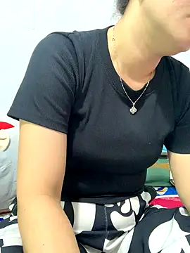 Snapshot of Baby-bigtits chatting on October 21, 4:35 am Baby-bigtits online show from October 21, 4:35 am