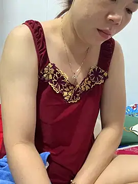 Snapshot of Baby-bigtits chatting on October 21, 10:54 pm Baby-bigtits online show from October 21, 10:54 pm