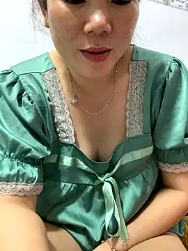 Baby-bigtits online show from November 5, 3:01 pm