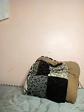 sweet rozie online show from March 19, 5:44 am