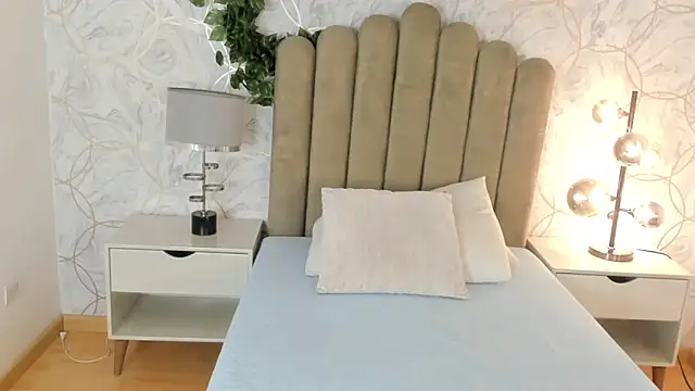 Snapshot of Roma__love chatting on January 20, 11:56 am Roma  love online show from January 20, 11:56 am