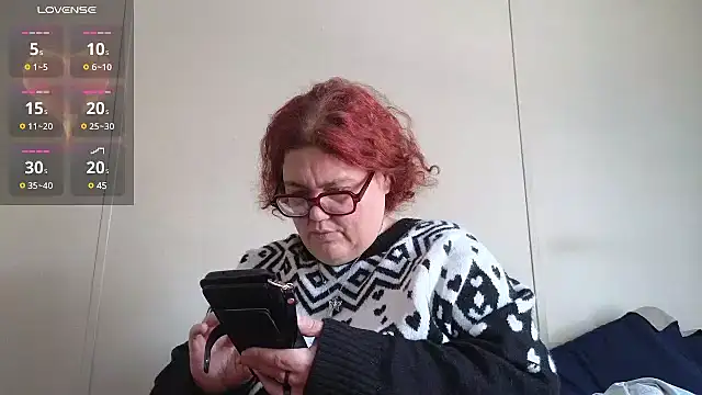 EmberCum online show from January 7, 3:12 pm