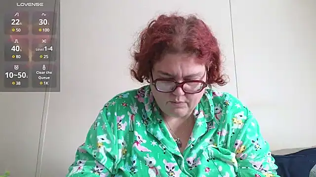 EmberCum online show from January 13, 3:15 pm