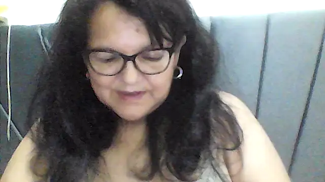 kassandra02 online show from October 23, 3:39 am