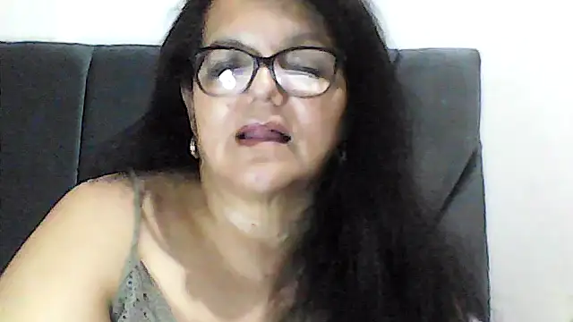 kassandra02 online show from November 14, 3:16 am