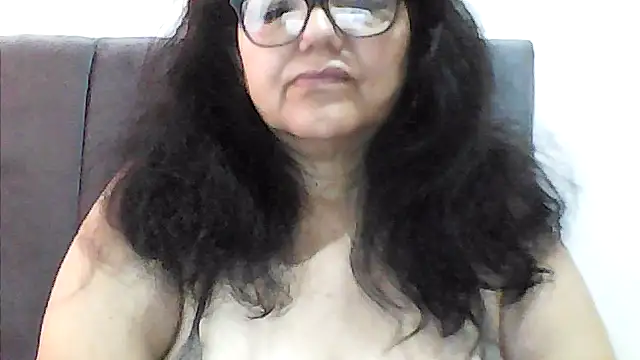 kassandra02 online show from December 4, 1:31 pm